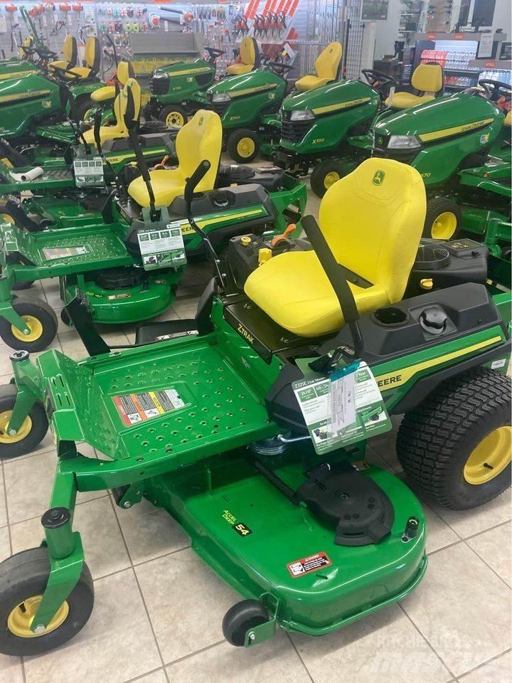 John Deere Z325E Spakstyrte gressklippere