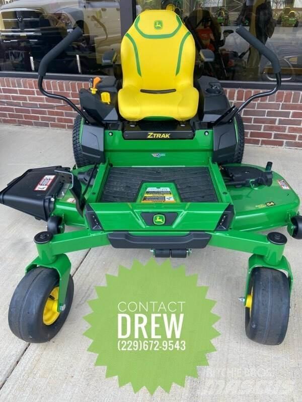 John Deere Z330R Spakstyrte gressklippere