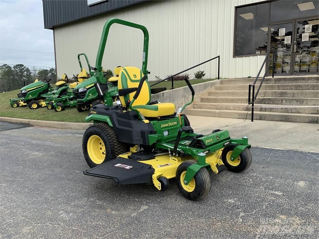 John Deere Z545R Spakstyrte gressklippere