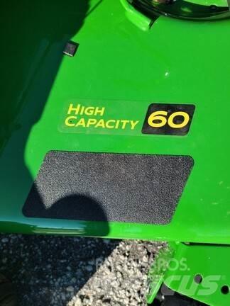 John Deere Z545R Spakstyrte gressklippere