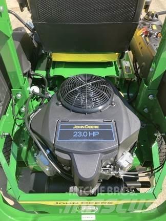 John Deere Z720E Spakstyrte gressklippere