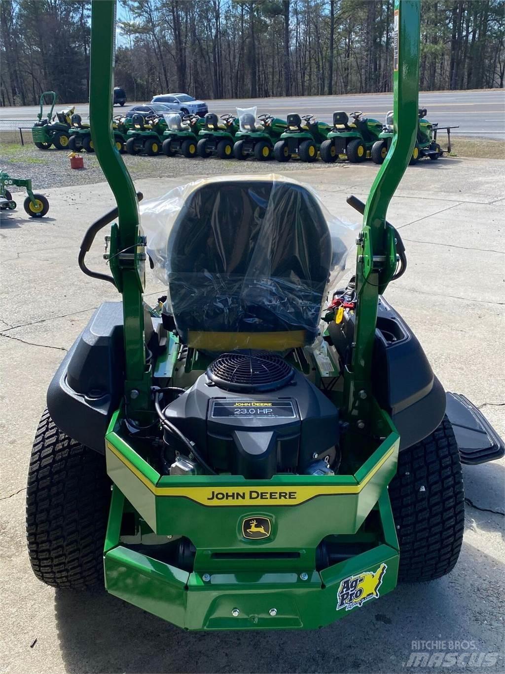 John Deere Z720E Spakstyrte gressklippere