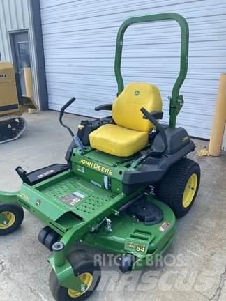 John Deere Z720E Spakstyrte gressklippere