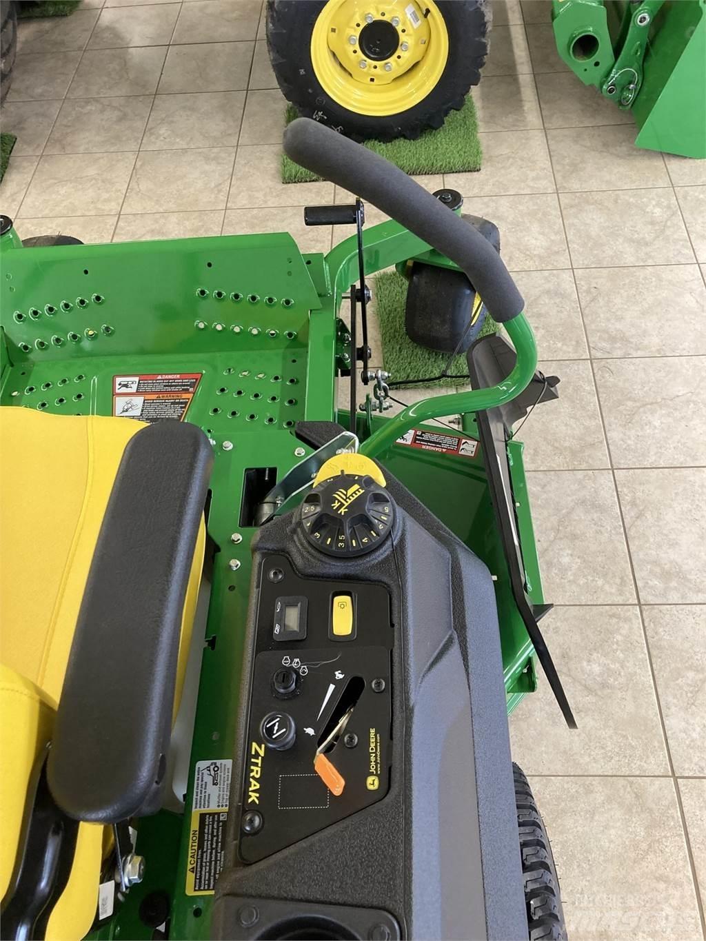 John Deere Z730M Spakstyrte gressklippere