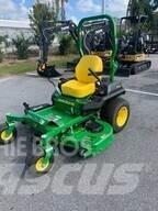 John Deere Z735E Spakstyrte gressklippere