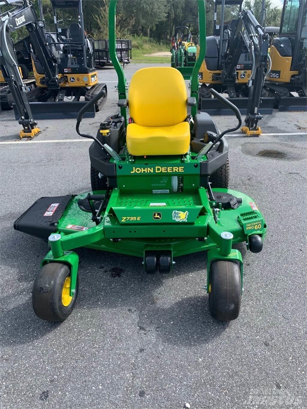 John Deere Z735E Spakstyrte gressklippere