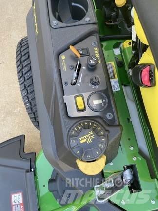 John Deere Z760R Spakstyrte gressklippere