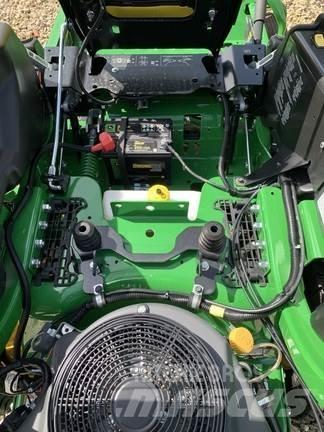John Deere Z920M Spakstyrte gressklippere