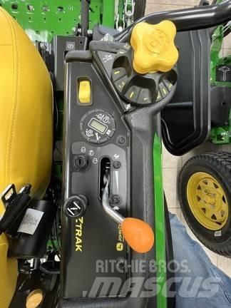 John Deere Z920M Spakstyrte gressklippere