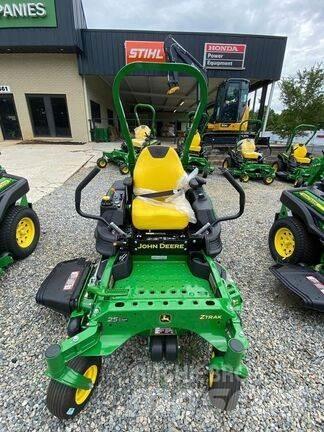 John Deere Z920M Spakstyrte gressklippere