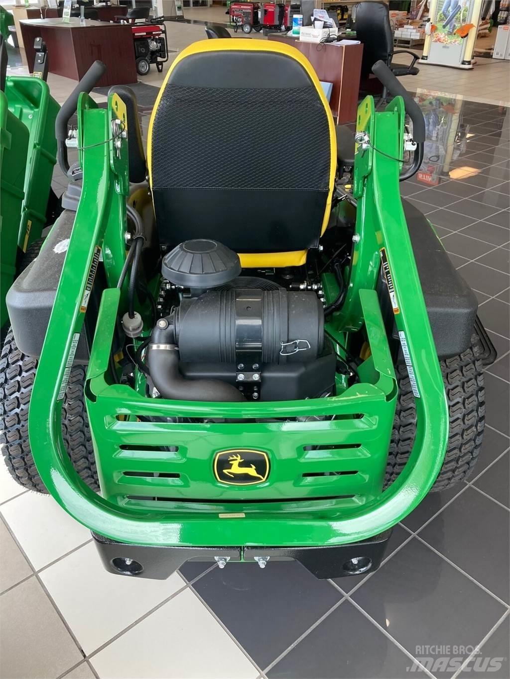 John Deere Z920M Spakstyrte gressklippere