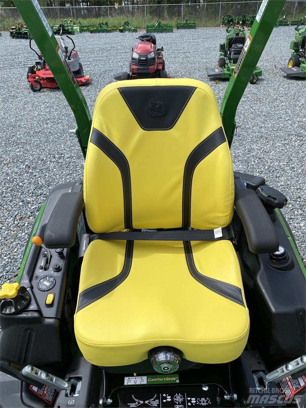 John Deere Z920M Spakstyrte gressklippere