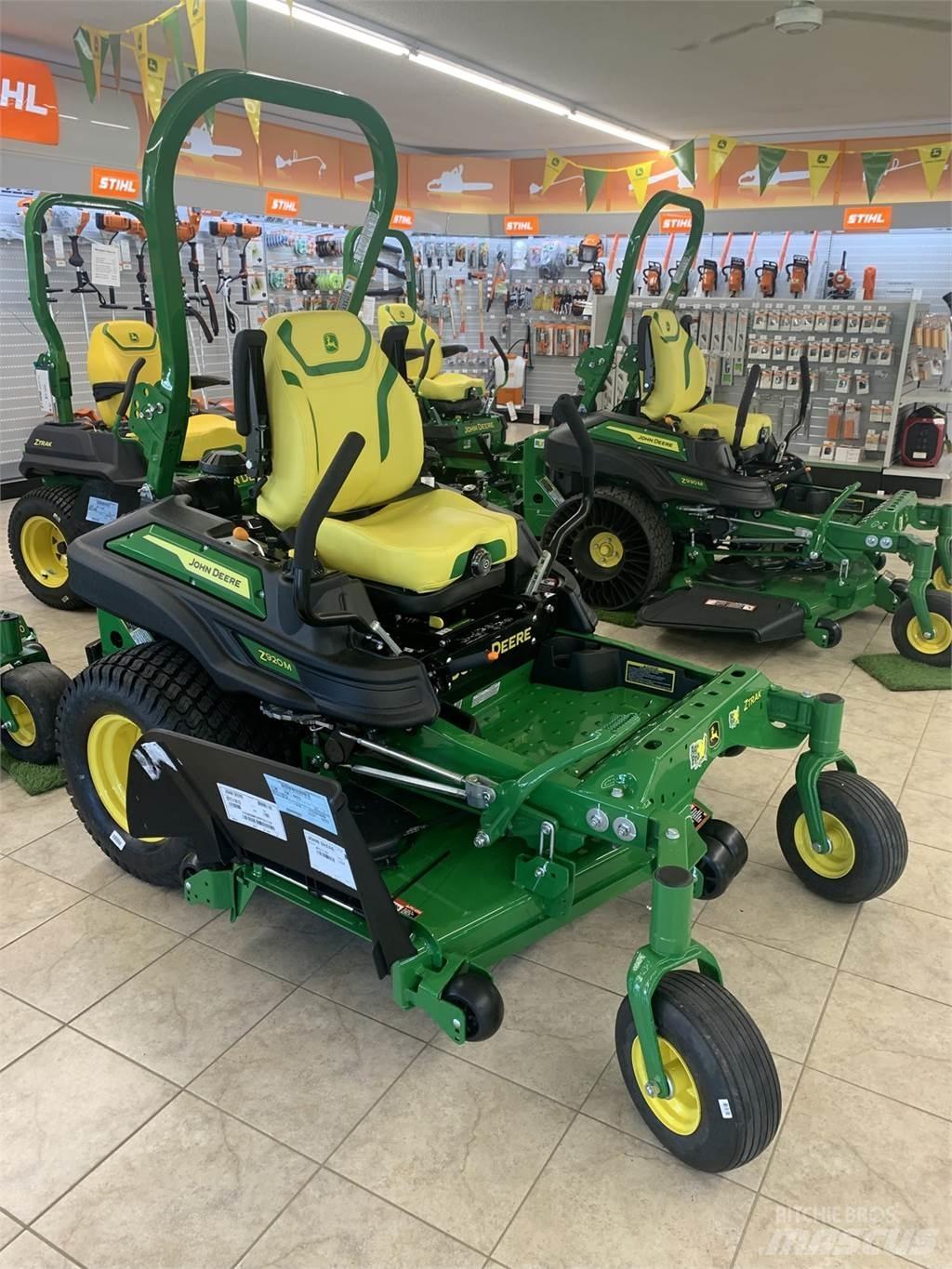 John Deere Z920M Spakstyrte gressklippere