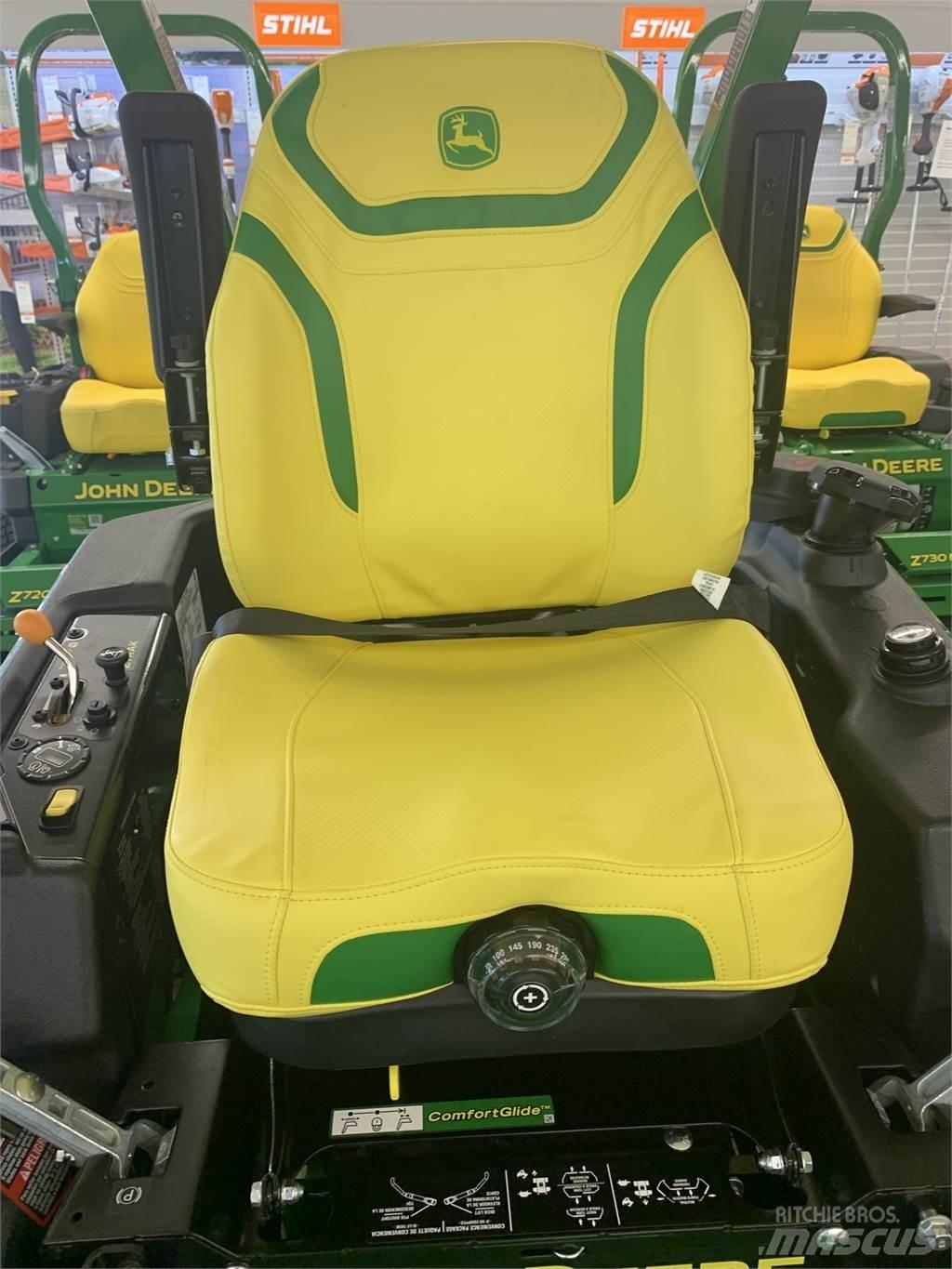 John Deere Z920M Spakstyrte gressklippere