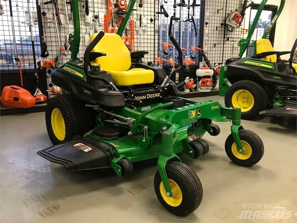 John Deere Z930M Spakstyrte gressklippere