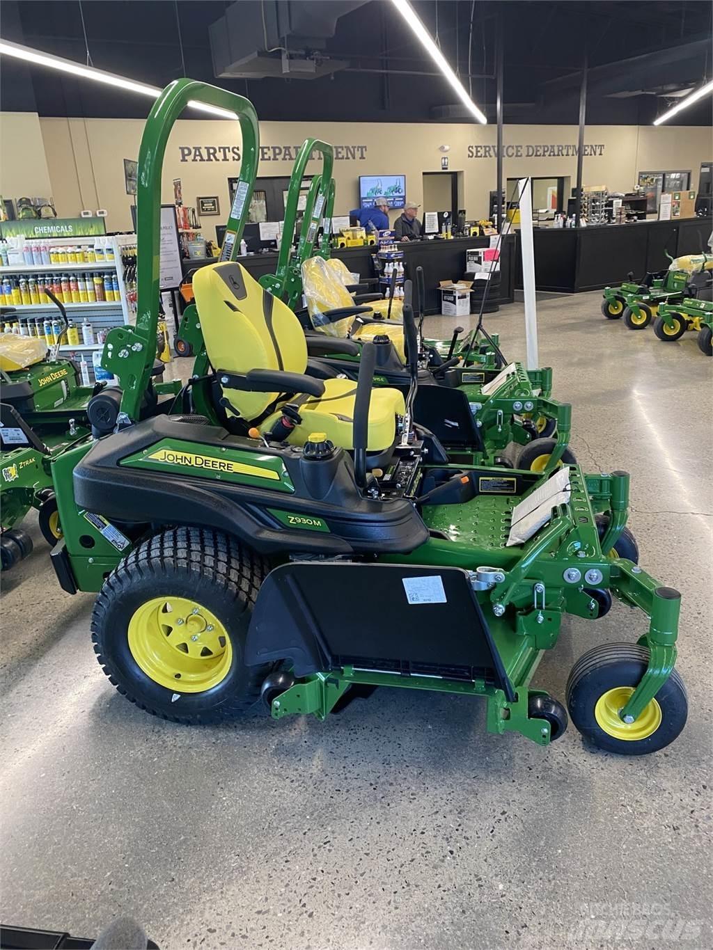 John Deere Z930M Spakstyrte gressklippere