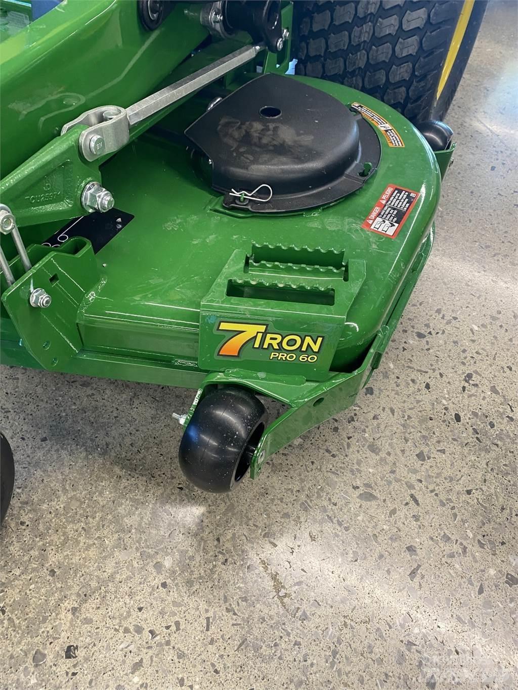 John Deere Z930M Spakstyrte gressklippere