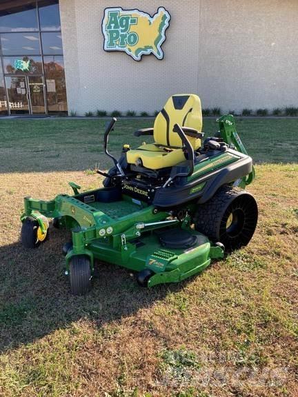 John Deere Z930M Spakstyrte gressklippere