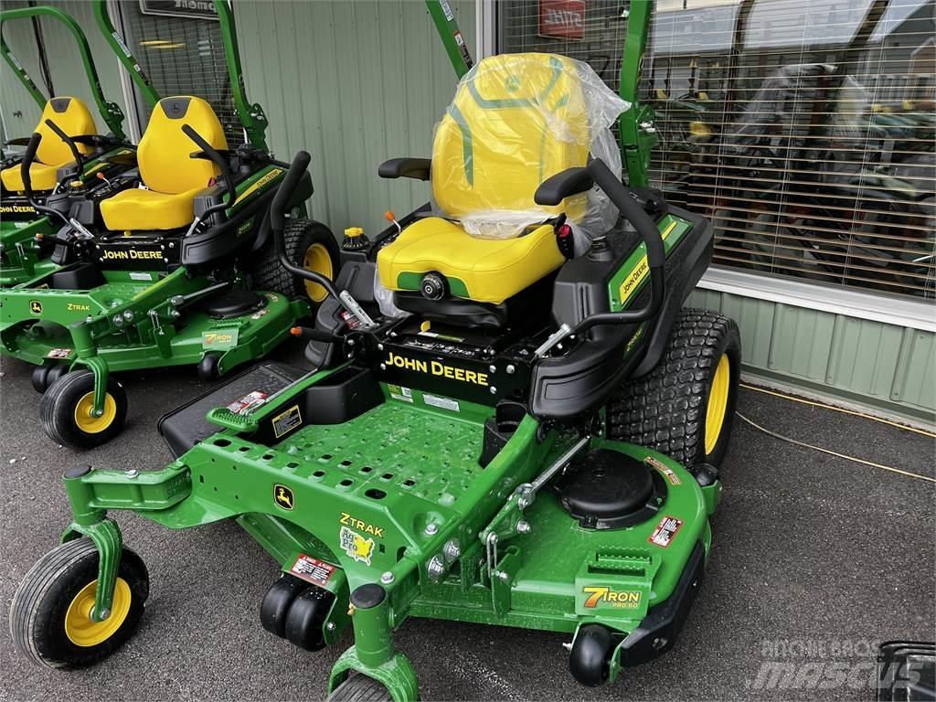 John Deere Z930M Spakstyrte gressklippere