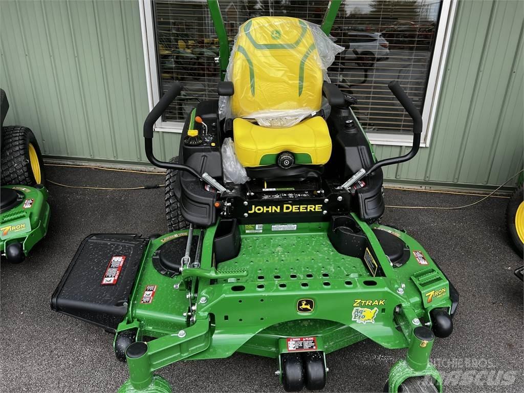 John Deere Z930M Spakstyrte gressklippere