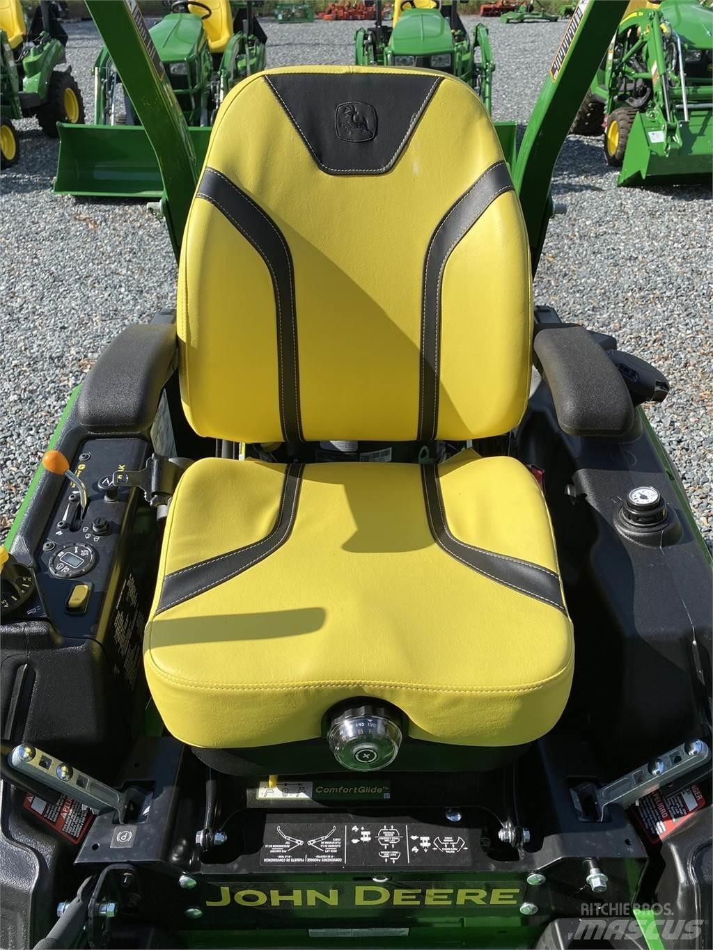 John Deere Z930M Spakstyrte gressklippere