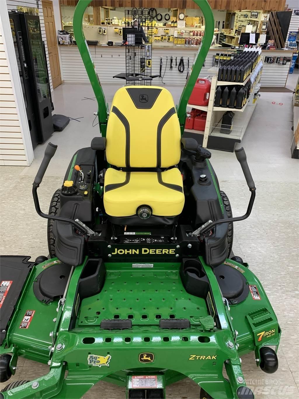 John Deere Z930R Spakstyrte gressklippere