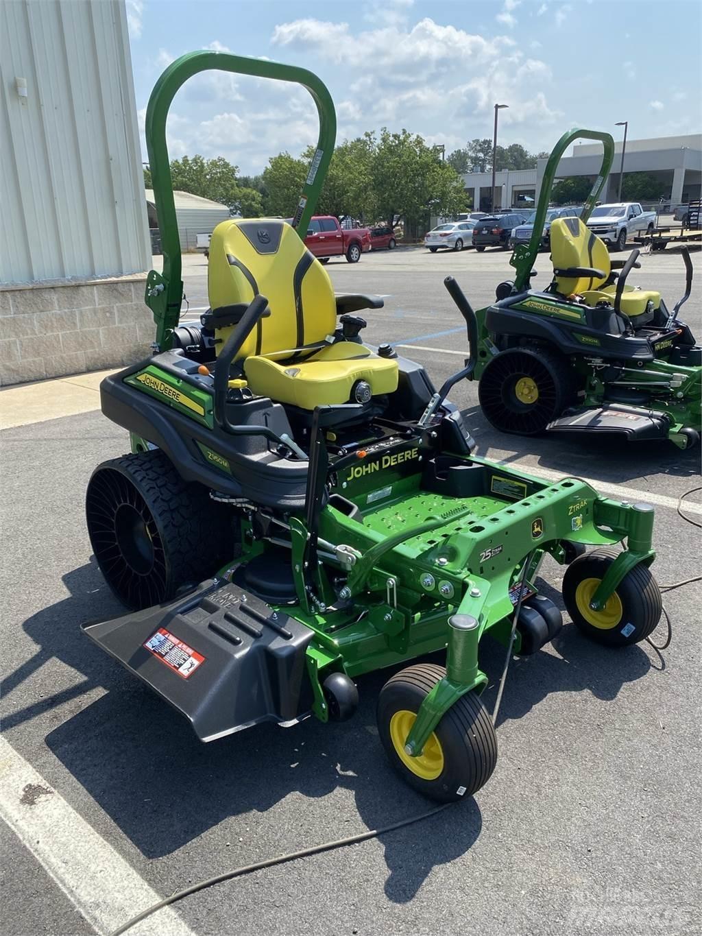 John Deere Z950M Spakstyrte gressklippere