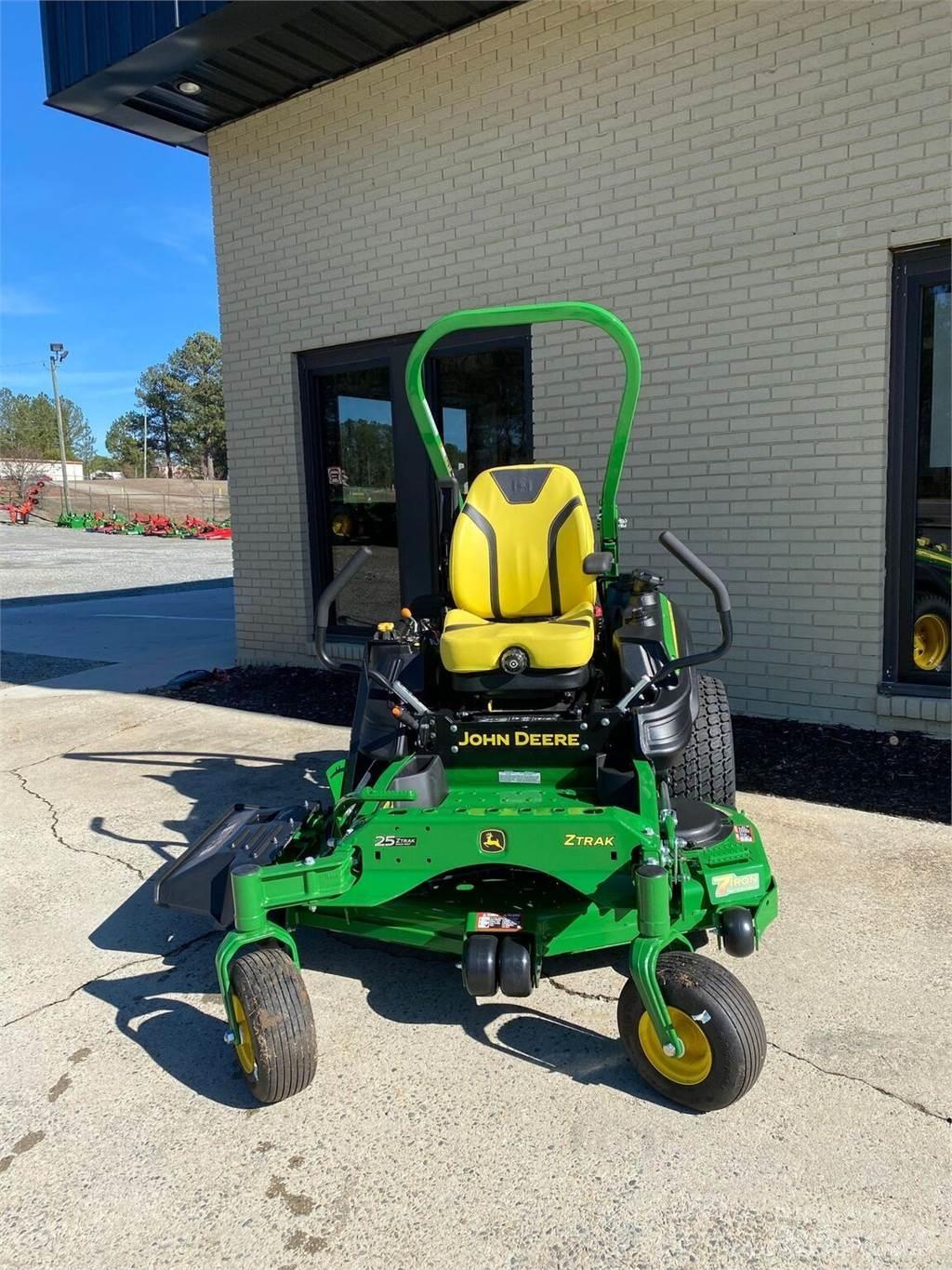 John Deere Z950M Spakstyrte gressklippere