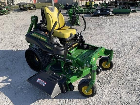 John Deere Z960M Spakstyrte gressklippere