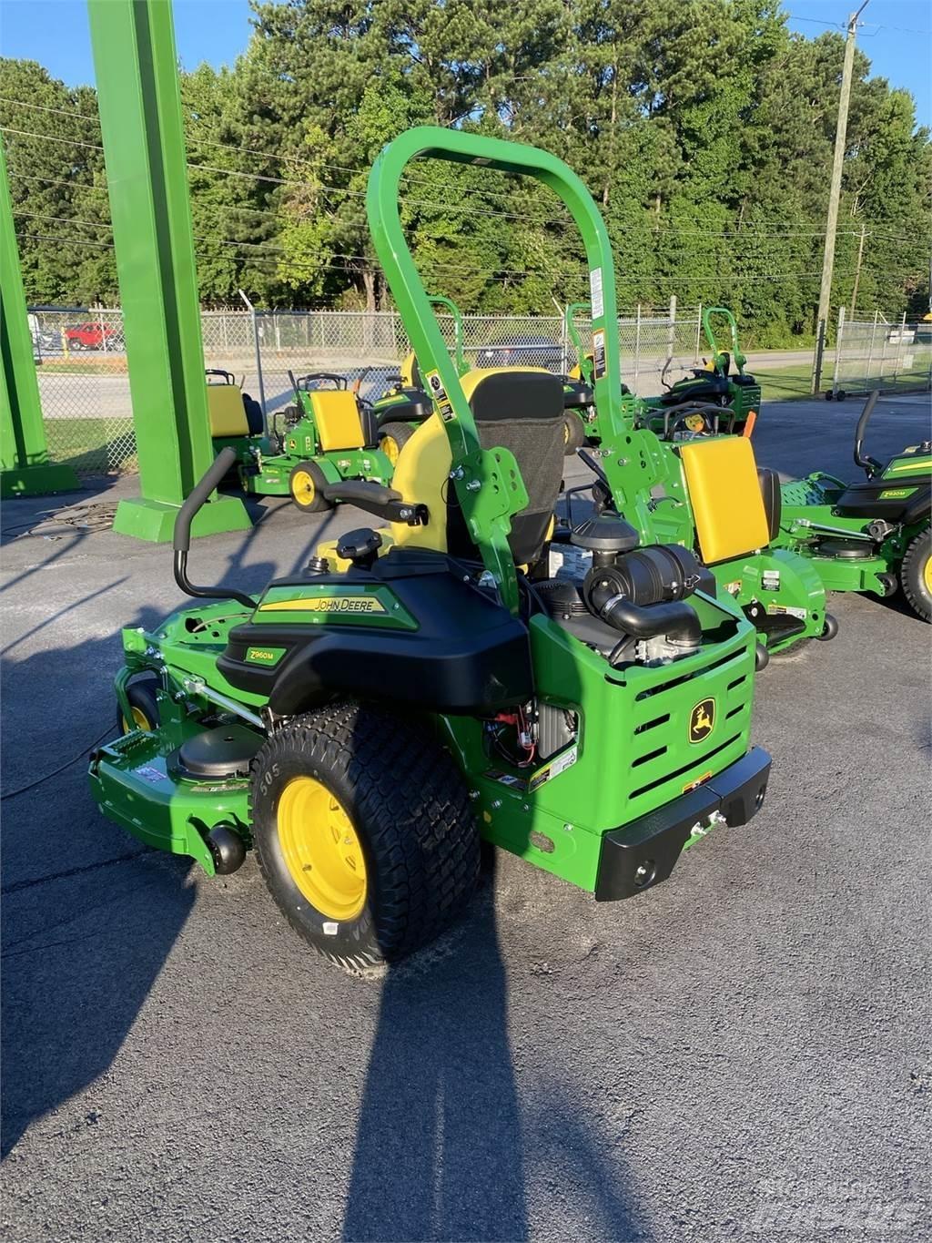 John Deere Z960M Spakstyrte gressklippere
