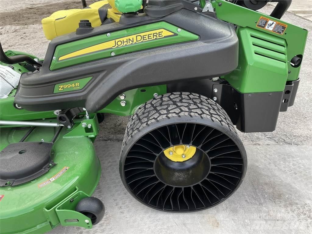 John Deere Z994R Spakstyrte gressklippere