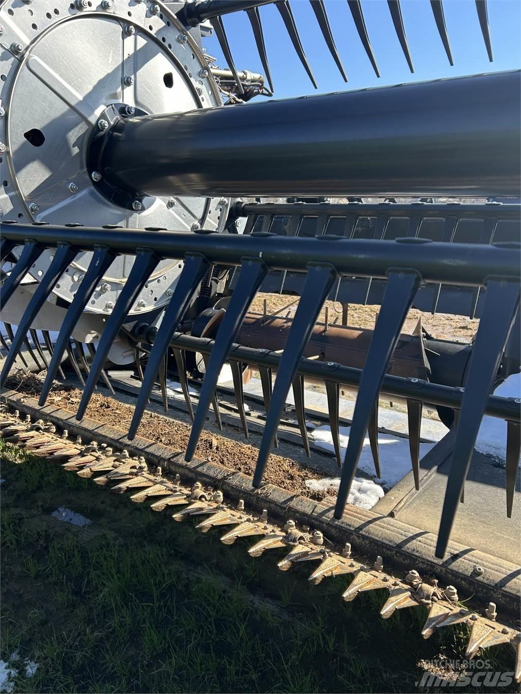 MacDon FD240 Skurtresker tilbehør