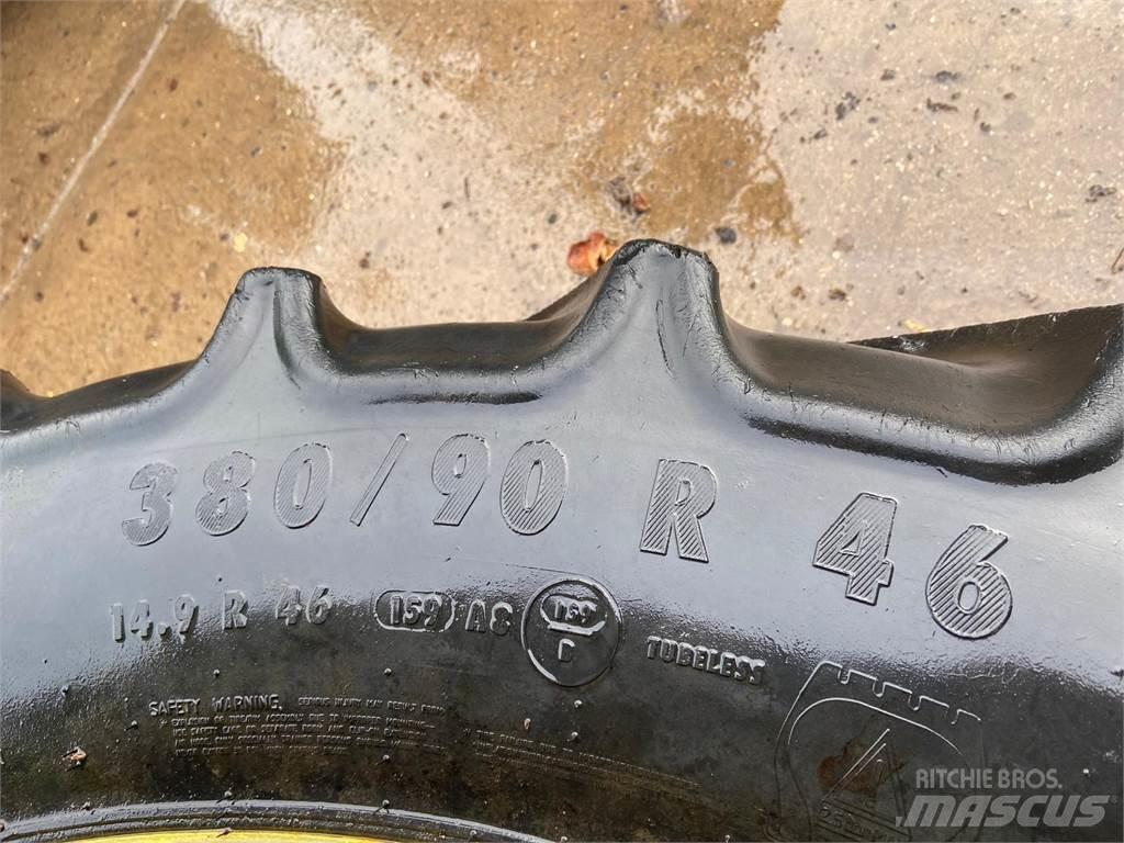  Row Crop Wheels Dekk, hjul og felger