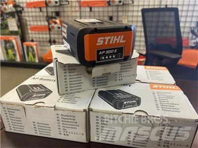 Stihl AP300S Golfbil