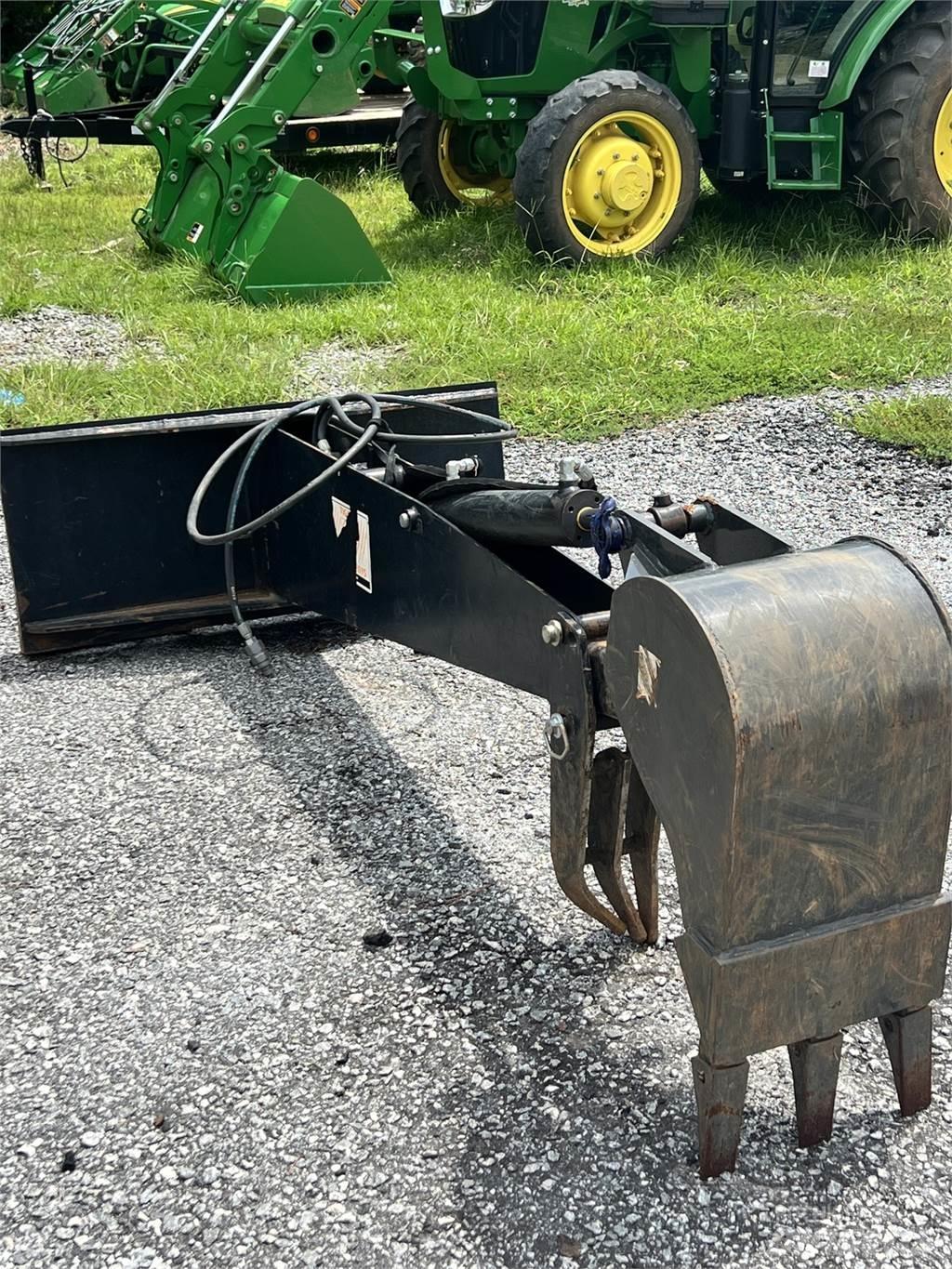 Tiger Backhoe Anlegg - Annet