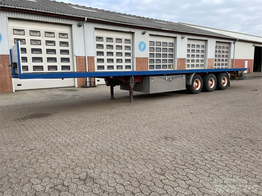 Kel-Berg  Planhengere semi