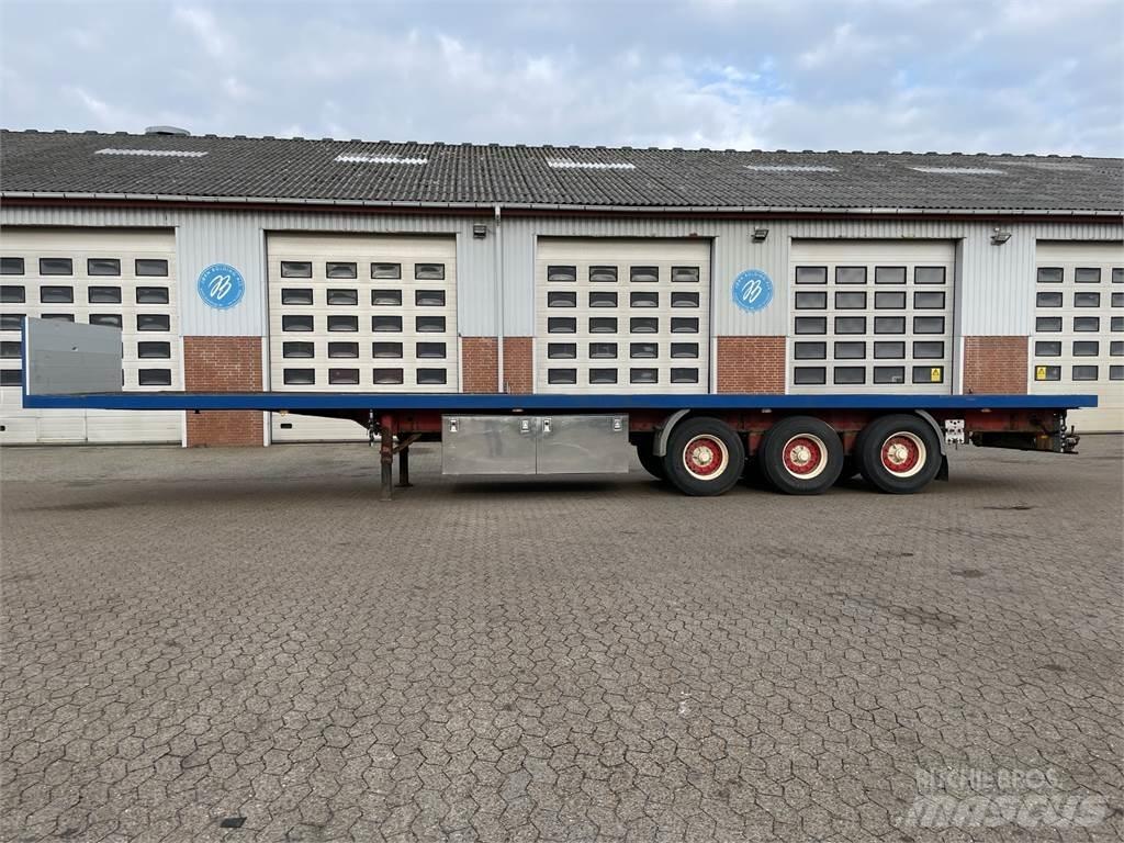 Kel-Berg  Planhengere semi