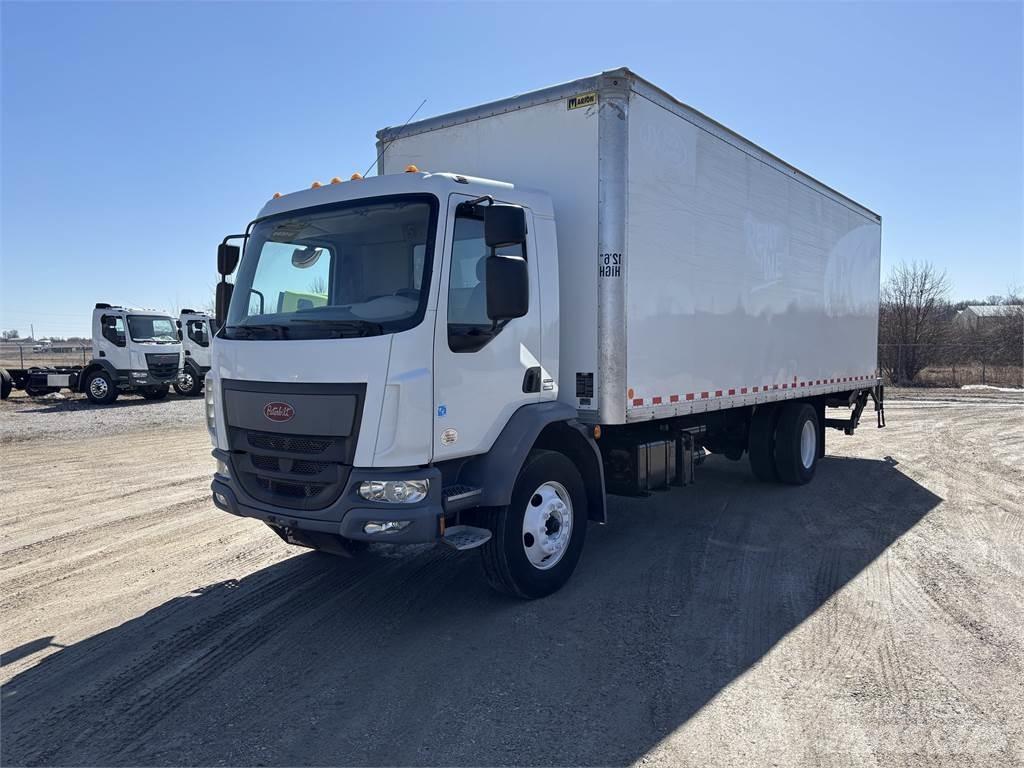Peterbilt 220 Skapbiler