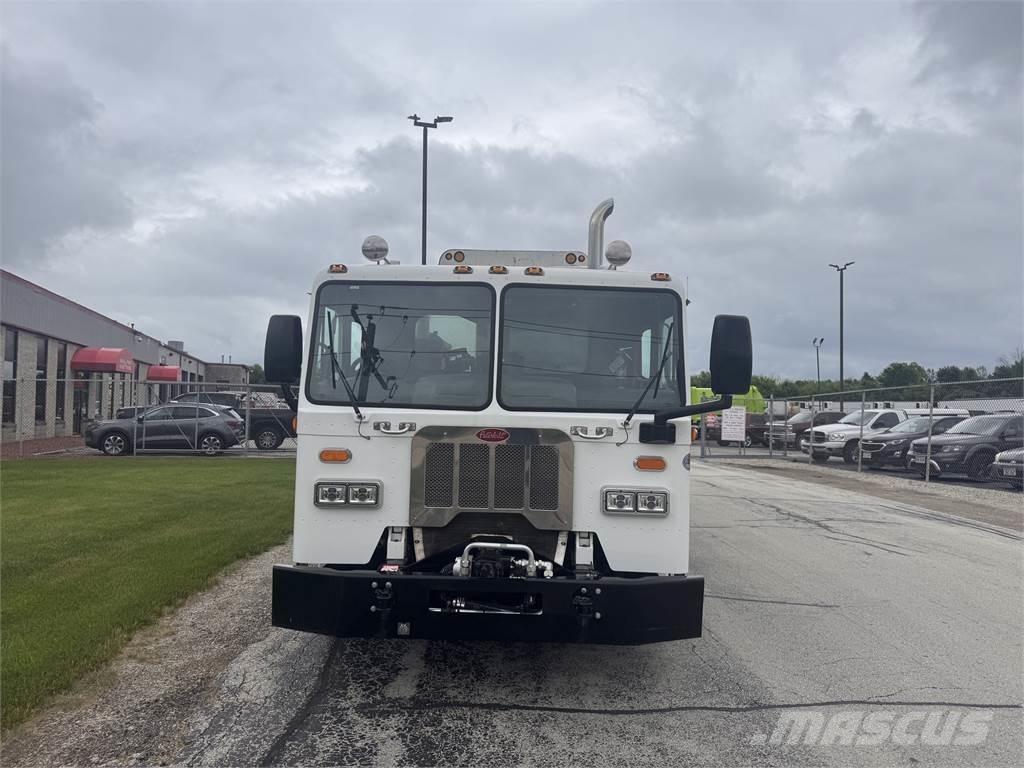 Peterbilt 320 Renovasjonsbil