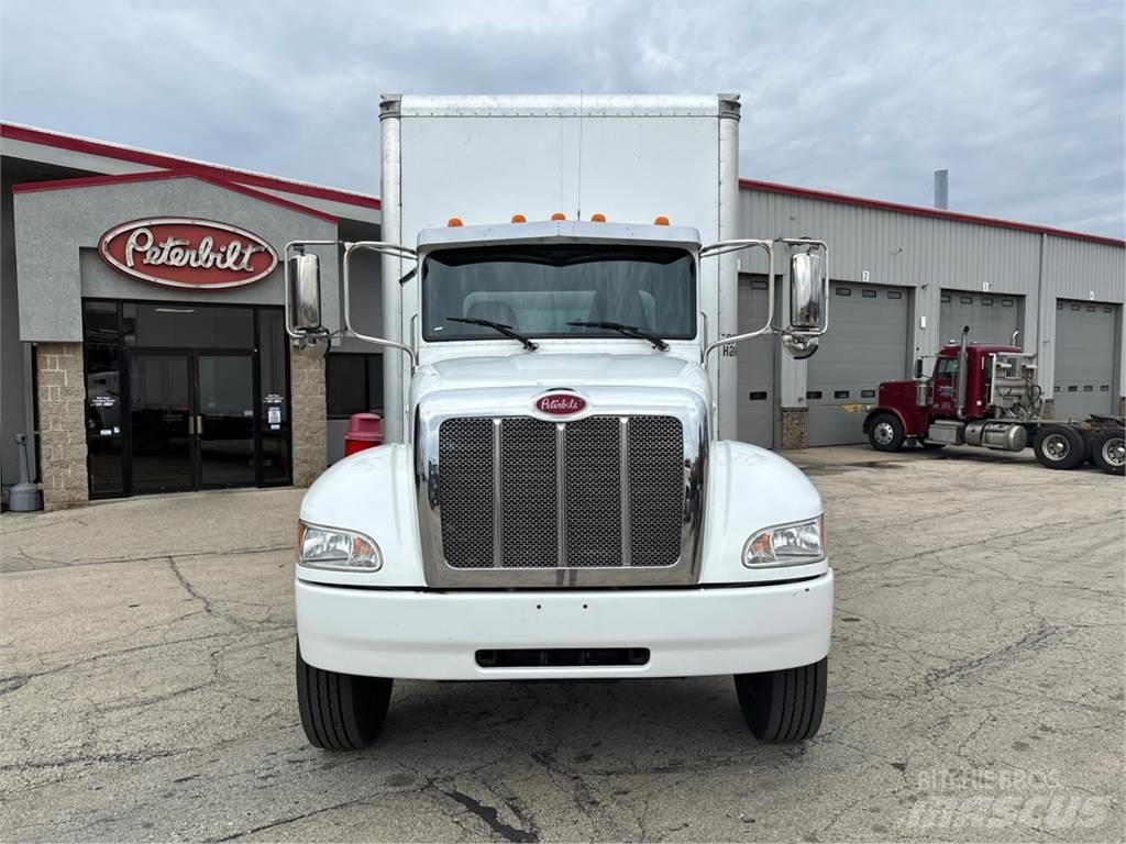 Peterbilt 337 Skapbiler