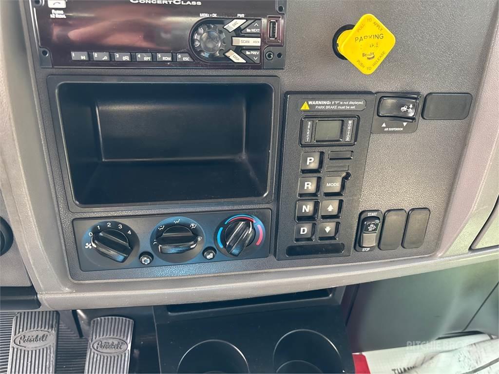 Peterbilt 337 Skapbiler