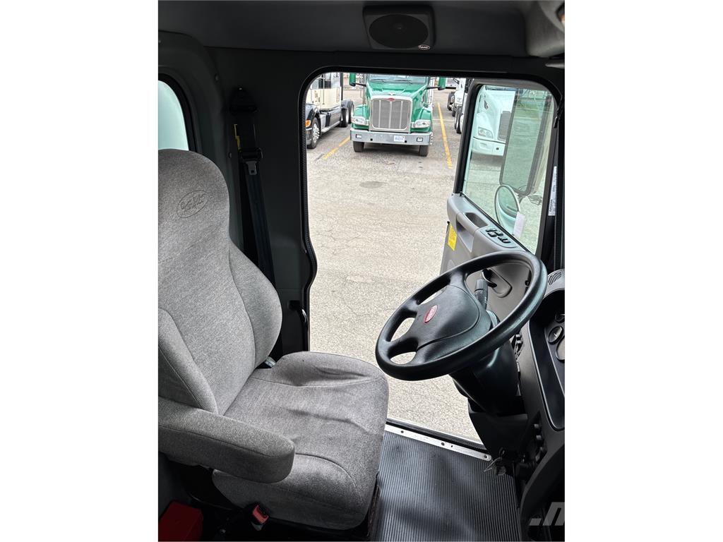 Peterbilt 337 Andre lastebiler