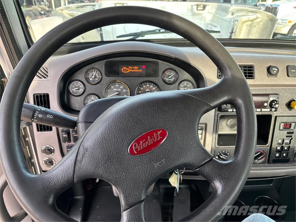 Peterbilt 337 Andre lastebiler