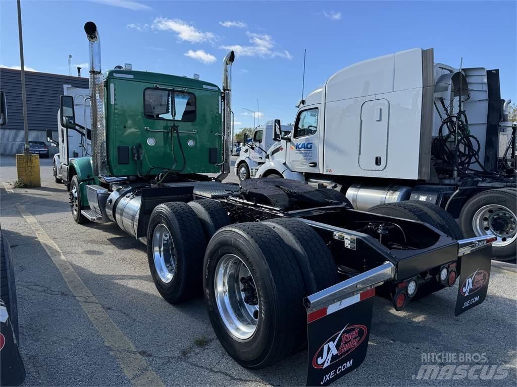 Peterbilt 567 Trekkvogner