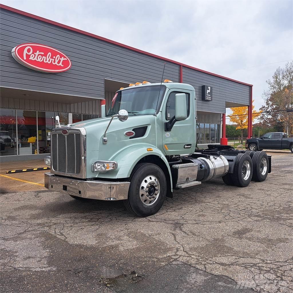 Peterbilt 567 Trekkvogner
