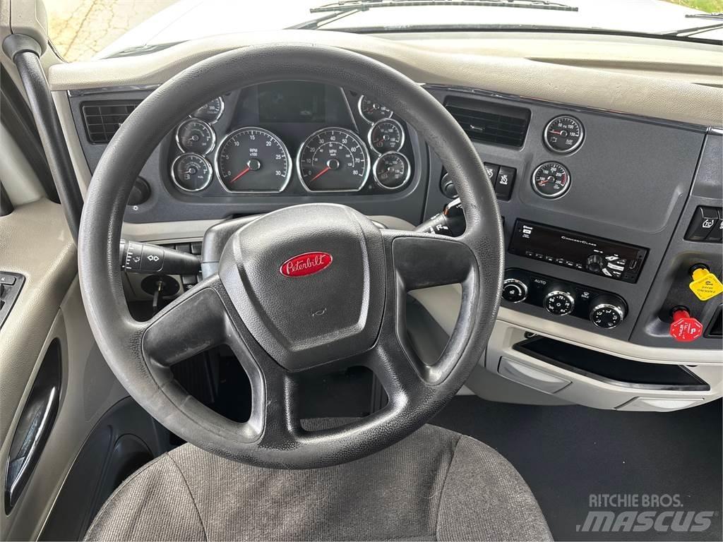 Peterbilt 567 Trekkvogner