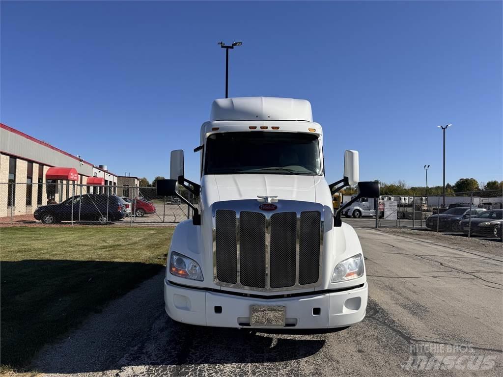 Peterbilt 579 Trekkvogner
