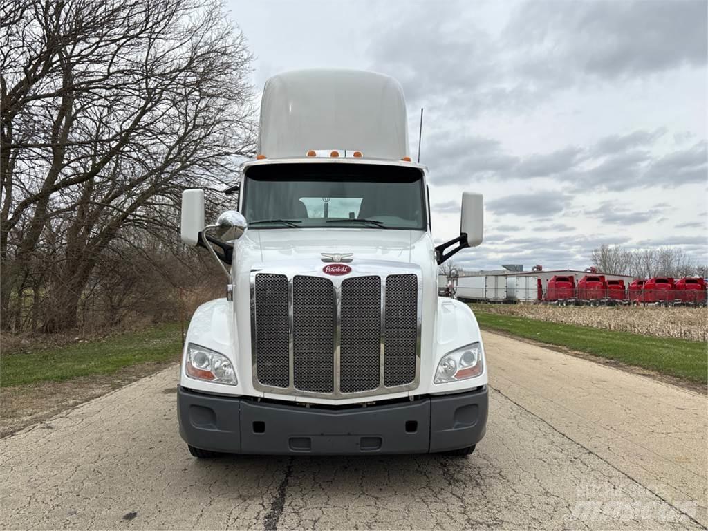Peterbilt 579 Trekkvogner