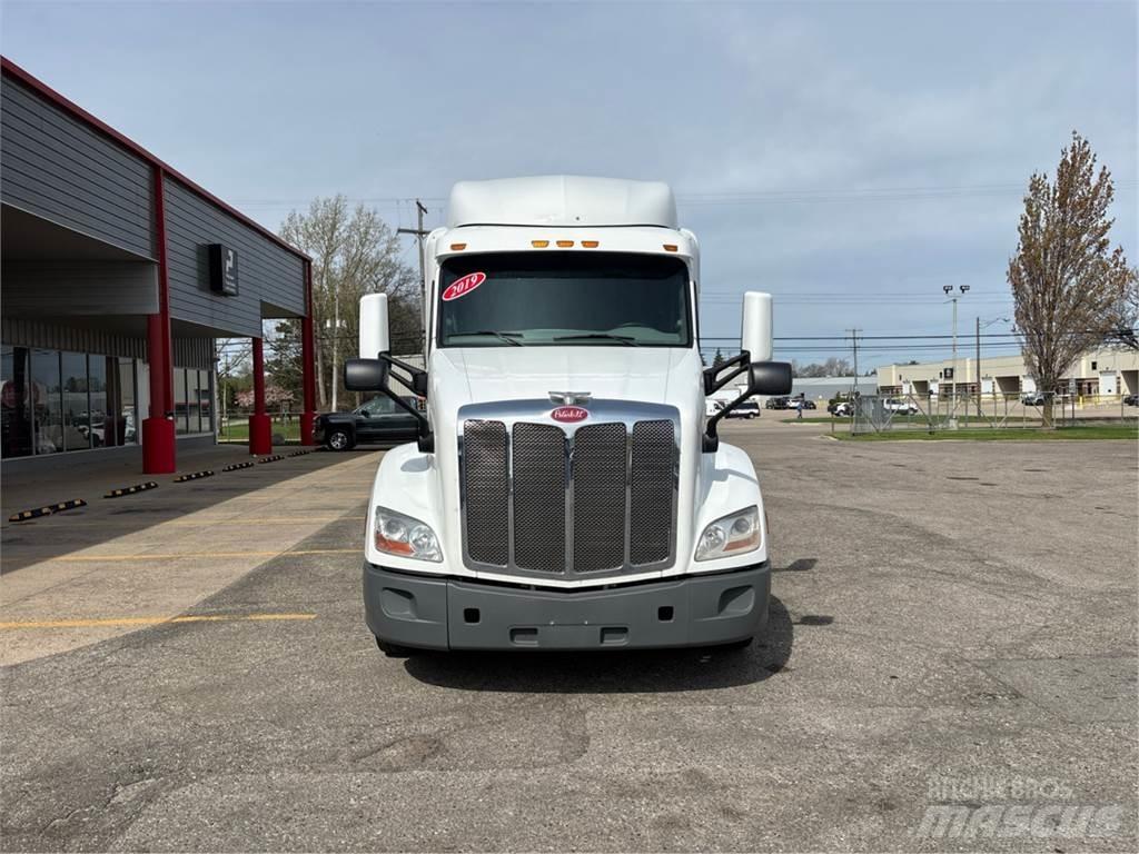 Peterbilt 579 Trekkvogner