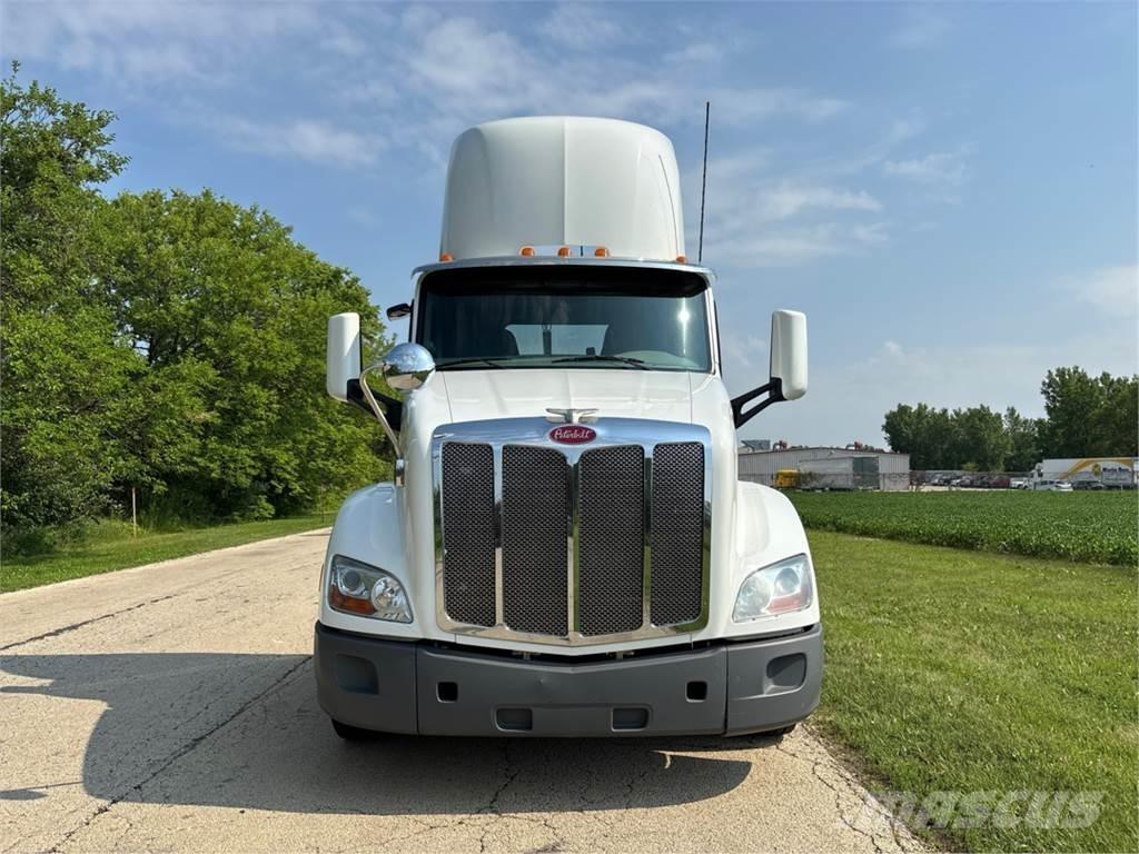 Peterbilt 579 Trekkvogner